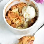 rhubarb almond crumble