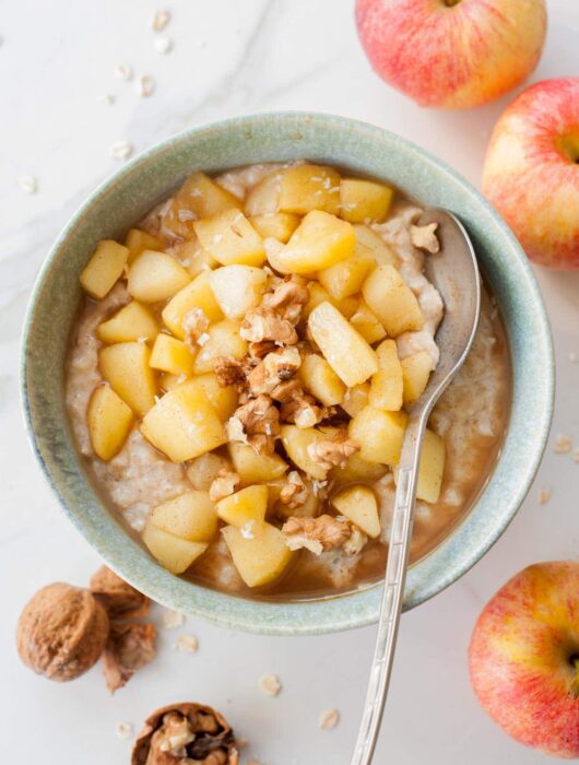 apple cinnamon oatmeal