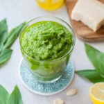 pesto z czosnku niedzwiedziego