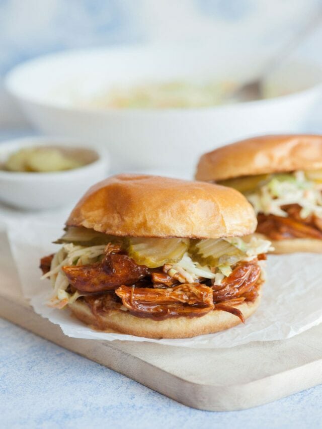 BBQ Pulled Chicken Sandwiches