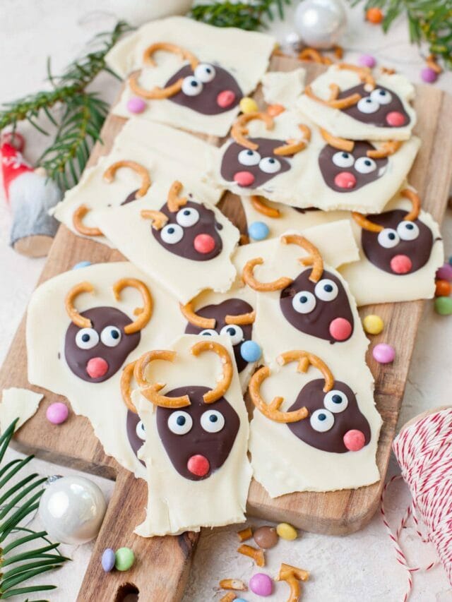 Christmas Bark Recipe (Reindeer Chocolate Bark)