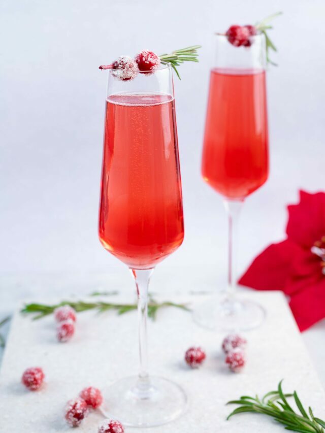 Cranberry Mimosa (Poinsettia Drink)