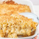 Baked mac and cheese pinnable image.